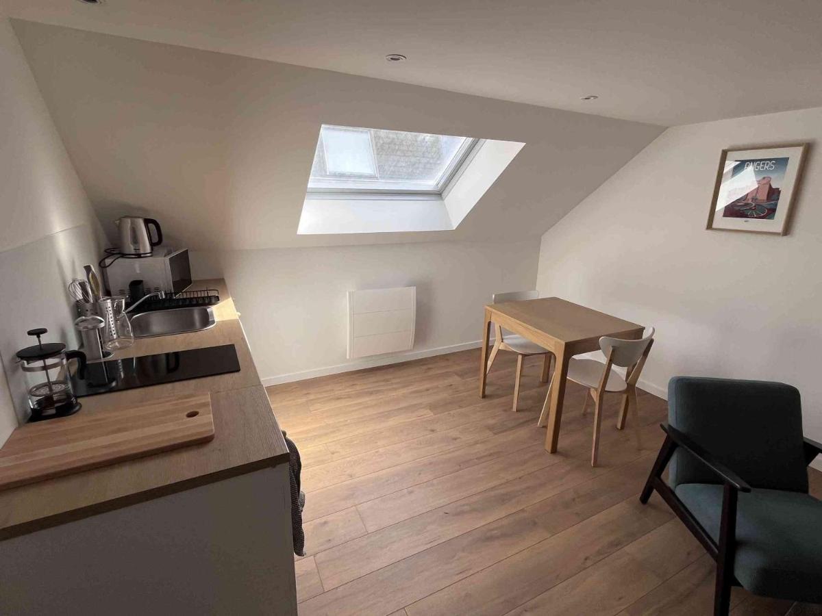 Studio Crimee Pour Deux Personnes Apartment Angers Ngoại thất bức ảnh
