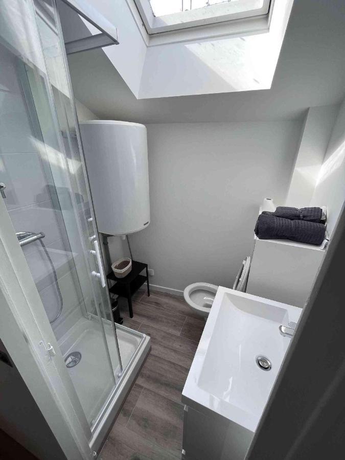 Studio Crimee Pour Deux Personnes Apartment Angers Ngoại thất bức ảnh